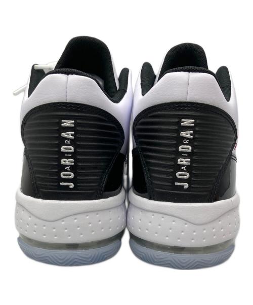 NIKE（ナイキ）NIKE (ナイキ) Jordan Max Aura 2 ホワイト×ブラック サイズ:25.5の古着・服飾アイテム