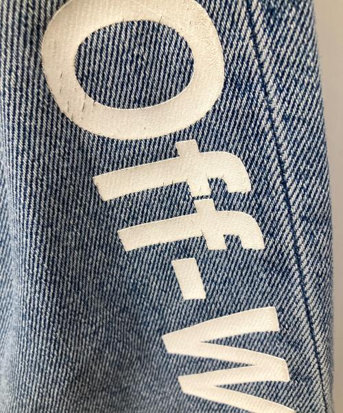 OFFWHITE（オフホワイト）OFFWHITE (オフホワイト) ロゴプリントスキニーデニムパンツ インディゴ サイズ:W30の古着・服飾アイテム