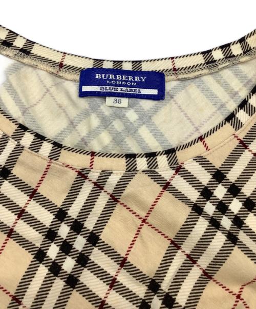 BURBERRY BLUE LABEL（バーバリー ブルー レーベル）BURBERRY BLUE LABEL (バーバリー ブルー レーベル) ノースリーブブラウス ベージュ サイズ:38の古着・服飾アイテム