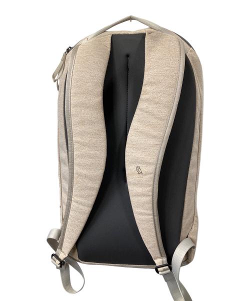 bellroy（ベルロイ）Bellroy (ベルロイ) Via Backpack ベージュの古着・服飾アイテム