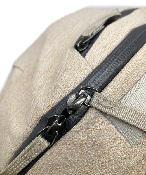 bellroy（ベルロイ）Bellroy (ベルロイ) Via Backpack ベージュの古着・服飾アイテム