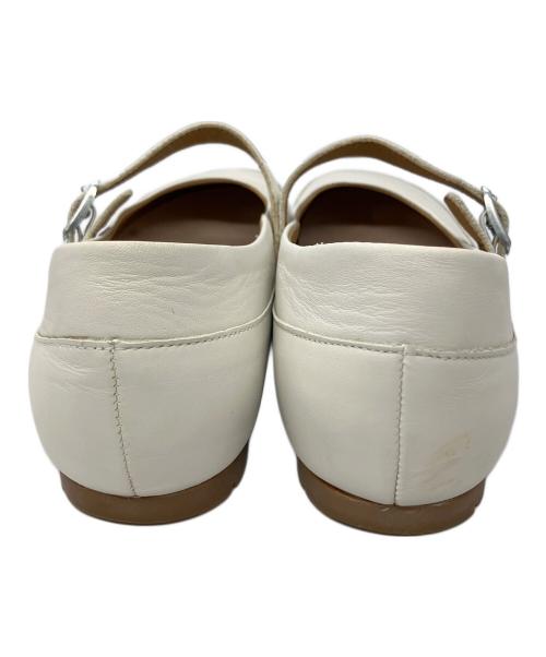 BIRKENSTOCK（ビルケンシュトック）BIRKENSTOCK (ビルケンシュトック) フラットシューズ ホワイト ホワイト サイズ:24.5の古着・服飾アイテム
