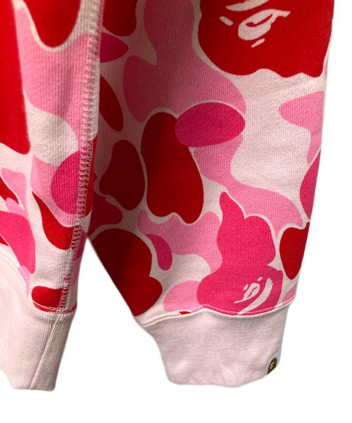 A BATHING APE（アベイシングエイプ）A BATHING APE (アベイシングエイプ) シャーク　スウェット　カモフラピンク ピンク サイズ:Mの古着・服飾アイテム