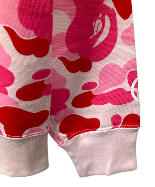 A BATHING APE（アベイシングエイプ）A BATHING APE (アベイシングエイプ) シャーク　スウェット　カモフラピンク ピンク サイズ:Mの古着・服飾アイテム
