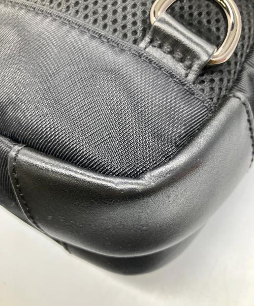 BLACK LABEL CRESTBRIDGE（ブラックレーベル クレストブリッジ）BLACK LABEL CRESTBRIDGE (ブラックレーベル クレストブリッジ) ショルダーバッグ ブラック ブラックの古着・服飾アイテム