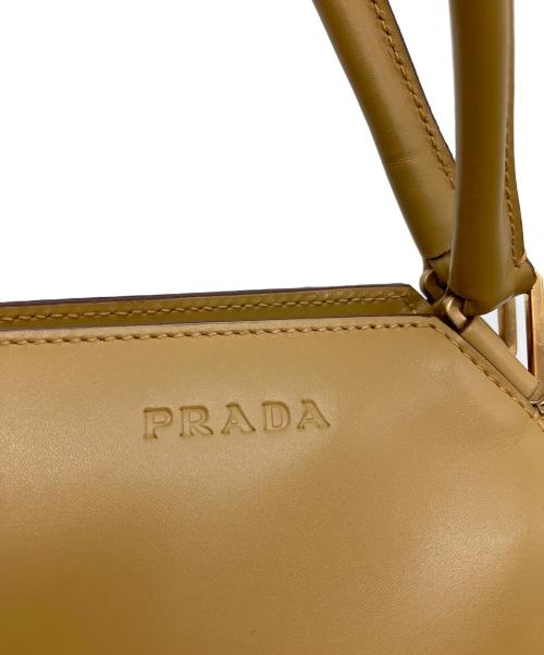 PRADA（プラダ）PRADA (プラダ) VITELLO CHIC キャメルの古着・服飾アイテム