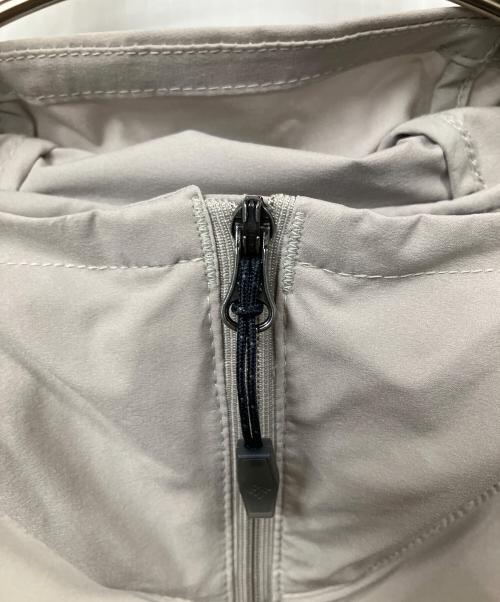 Columbia（コロンビア）Columbia (コロンビア) ソフトシェルジャケット ベージュ サイズ:Lの古着・服飾アイテム