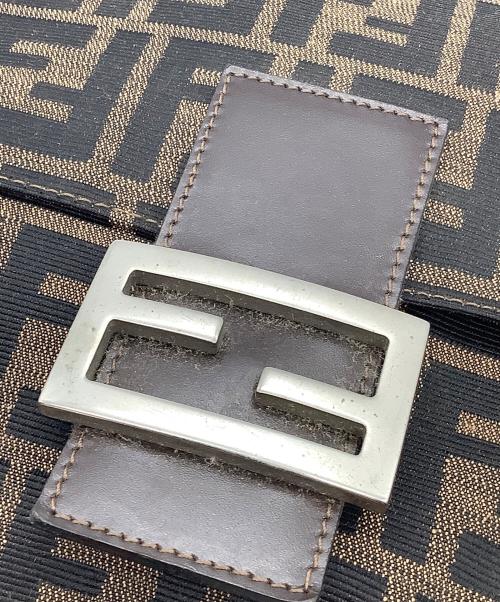 FENDI（フェンディ）FENDI (フェンディ) セミショルダーバッグの古着・服飾アイテム