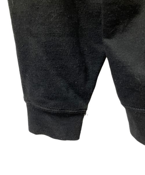 CarHartt（カーハート）CarHartt (カーハート) ジップパーカー ブラック　loose fit ブラック サイズ:Mの古着・服飾アイテム