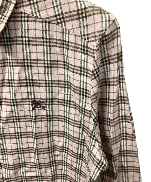 BURBERRY BLUE LABEL（バーバリー ブルー レーベル）BURBERRY BLUE LABEL (バーバリー ブルー レーベル) 長袖シャツ ピンク×ブラウン ライトピンク サイズ:38の古着・服飾アイテム