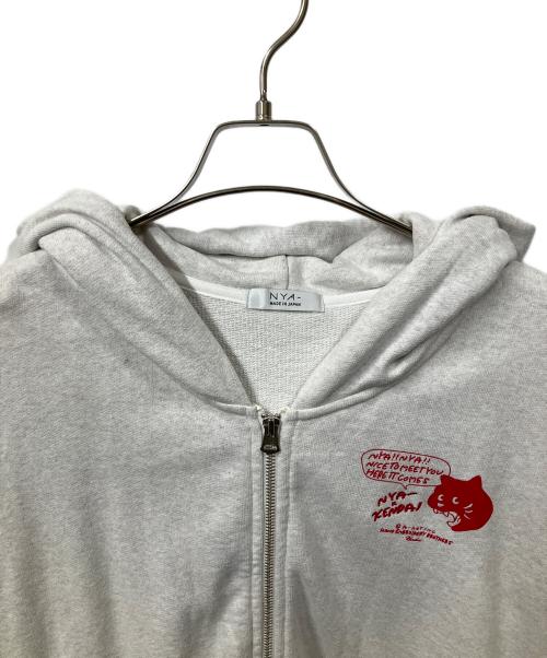 NYA-（ニャー）NYA- (ニャー) ジップパーカー グレー サイズ:XLの古着・服飾アイテム