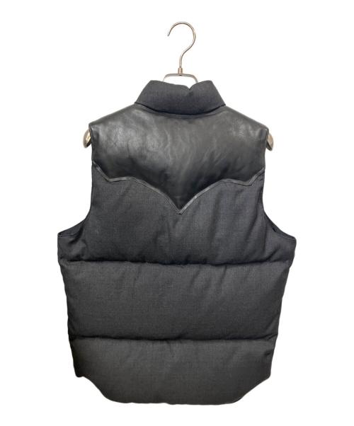 RockyMountainFeatherBed（ロッキーマウンテンフェザーベッド）RockyMountainFeatherBed (ロッキーマウンテンフェザーベッド) レザー切替ダウンベスト グレー サイズ:36の古着・服飾アイテム