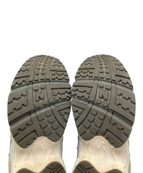 NEW BALANCE（ニューバランス）NEW BALANCE (ニューバランス) BEAUTY&YOUTH (ビューティーアンドユース) 725別注ローカットスニーカー ホワイト ホワイト サイズ:25の古着・服飾アイテム