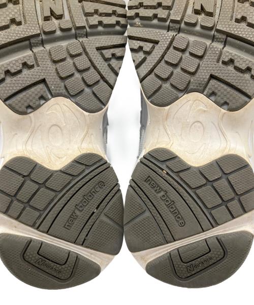 NEW BALANCE（ニューバランス）NEW BALANCE (ニューバランス) BEAUTY&YOUTH (ビューティーアンドユース) 725別注ローカットスニーカー ホワイト ホワイト サイズ:25の古着・服飾アイテム