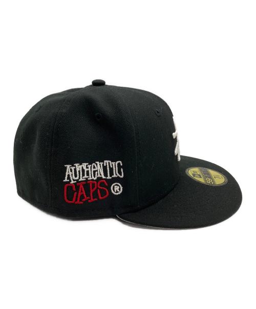 stussy（ステューシー）stussy (ステューシー) New Era (ニューエラ) キャップ ブラックの古着・服飾アイテム