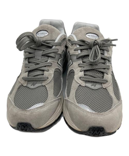 NEW BALANCE（ニューバランス）NEW BALANCE (ニューバランス) 2002スニーカー　グレー グレー サイズ:27.5の古着・服飾アイテム
