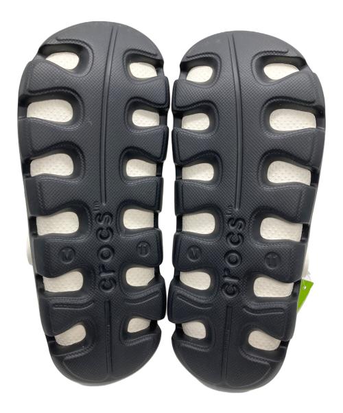 crocs（クロックス）crocs (クロックス) サンダル ホワイト ホワイト サイズ:Mの古着・服飾アイテム
