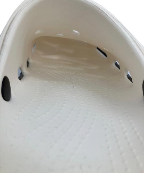 crocs（クロックス）crocs (クロックス) サンダル ホワイト ホワイト サイズ:Mの古着・服飾アイテム
