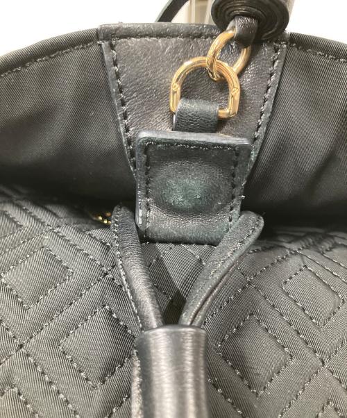 TORY BURCH（トリーバーチ）TORY BURCH (トリーバーチ) ナイロンフラップバックパック ブラックの古着・服飾アイテム