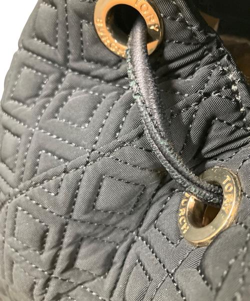 TORY BURCH（トリーバーチ）TORY BURCH (トリーバーチ) ナイロンフラップバックパック ブラックの古着・服飾アイテム