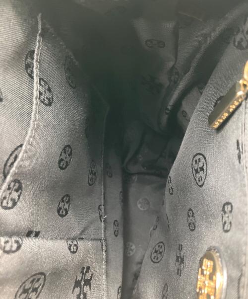 TORY BURCH（トリーバーチ）TORY BURCH (トリーバーチ) ナイロンフラップバックパック ブラックの古着・服飾アイテム