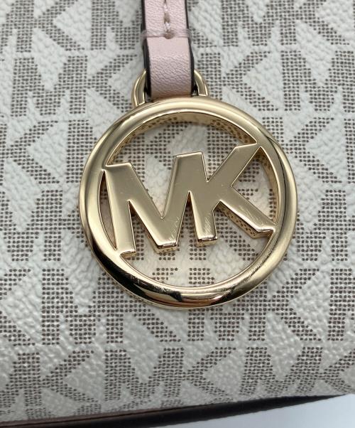 MICHAEL KORS（マイケルコース）MICHAEL KORS (マイケルコース) 2WAYバッグ ホワイト×ピンク ホワイト×ピンクの古着・服飾アイテム