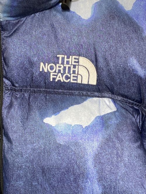 THE NORTH FACE（ザ ノース フェイス）THE NORTH FACE (ザ ノース フェイス) SUPREME (シュプリーム) Bleached Denim Print Nuptse ネイビー サイズ:Lの古着・服飾アイテム