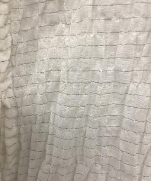 ISSEY MIYAKE me（イッセイ ミヤケ ミー）ISSEY MIYAKE me (イッセイ ミヤケ ミー) カリフラワー切替ラメストライプシャツチュニック ホワイト サイズ:表記なしの古着・服飾アイテム