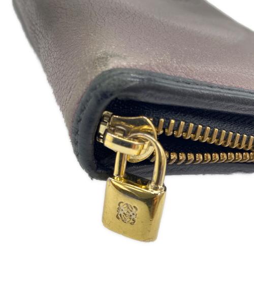 LOEWE（ロエベ）LOEWE (ロエベ) 長財布 ライトピンク×ブラックの古着・服飾アイテム