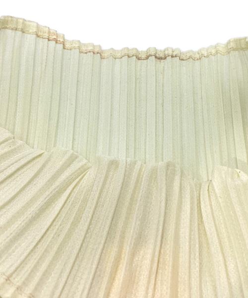 PLEATS PLEASE（プリーツプリーズ）PLEATS PLEASE (プリーツプリーズ) ボトルネックプリーツカットソー ホワイト サイズ:サイズ3の古着・服飾アイテム