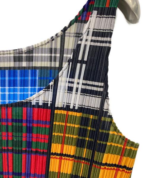 PLEATS PLEASE（プリーツプリーズ）PLEATS PLEASE (プリーツプリーズ) プリーツタンクトップ マルチカラー サイズ:3の古着・服飾アイテム