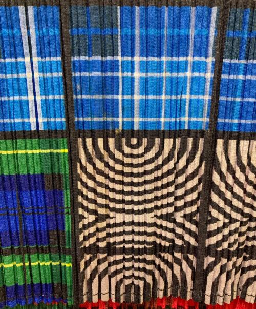 PLEATS PLEASE（プリーツプリーズ）PLEATS PLEASE (プリーツプリーズ) プリーツタンクトップ マルチカラー サイズ:3の古着・服飾アイテム