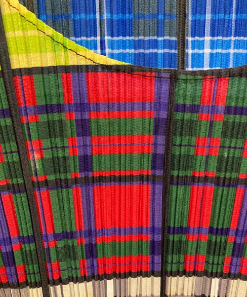 PLEATS PLEASE（プリーツプリーズ）PLEATS PLEASE (プリーツプリーズ) プリーツタンクトップ マルチカラー サイズ:3の古着・服飾アイテム