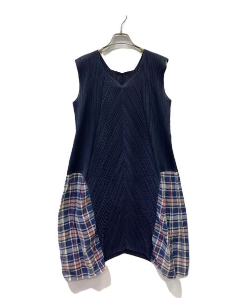 PLEATS PLEASE（プリーツプリーズ）PLEATS PLEASE (プリーツプリーズ) ノースリーブ切替プリーツワンピース ネイビー サイズ:3の古着・服飾アイテム