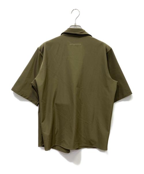 MM6 Maison Margiela（エムエムシックスメゾンマルジェラ）MM6 Maison Margiela (エムエムシックス メゾンマルジェラ) 半袖シャツ オリーブ サイズ:40の古着・服飾アイテム