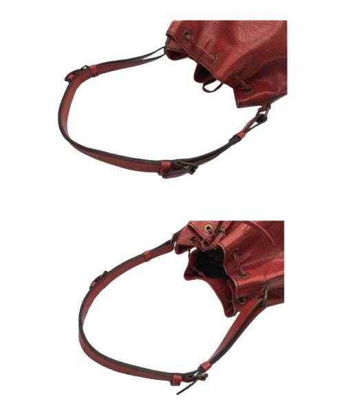 LOUIS VUITTON（ルイ ヴィトン）LOUIS VUITTON (ルイ ヴィトン) 巾着ショルダーバッグ レッドの古着・服飾アイテム