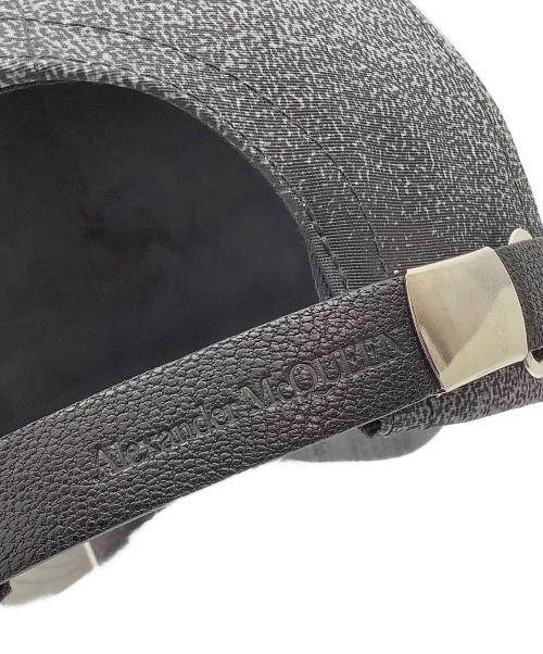 ALEXANDER McQUEEN（アレキサンダーマックイーン）ALEXANDER McQUEEN (アレキサンダーマックイーン) アレキサンダーマックイーンキャップ グレーの古着・服飾アイテム