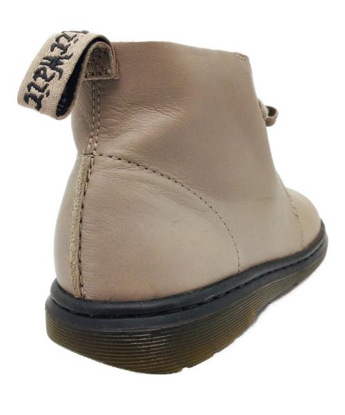 Dr.Martens（ドクターマーチン）Dr.Martens (ドクターマーチン) CYNTHIA ベージュ サイズ:US L8、UK6、EU39、MM245(2.0)の古着・服飾アイテム