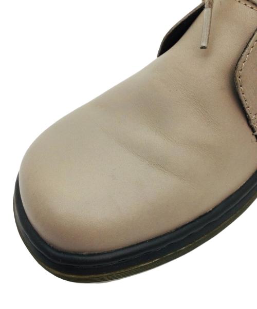Dr.Martens（ドクターマーチン）Dr.Martens (ドクターマーチン) CYNTHIA ベージュ サイズ:US L8、UK6、EU39、MM245(2.0)の古着・服飾アイテム