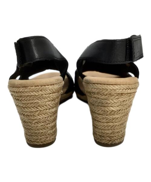 CLARKS（クラークス）CLARKS (クラークス) CLARKS(クラークス)ウェッジソール厚底サンダル ラフリーローズン ベージュ サイズ:24.5cmの古着・服飾アイテム