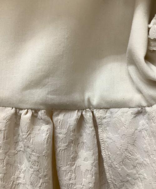 U by SPICK&SPAN（ユー バイ スピック＆スパン）U by SPICK&SPAN (ユー バイ スピック＆スパン) 23-051-212-1100-1-0　ジャガードバルーンスリーブブラウス ホワイト サイズ:Freeの古着・服飾アイテム