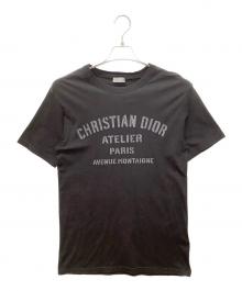 Dior（ディオール）の古着「043J615A0589　アトリエロゴプリントｔシャツ」｜ブラック