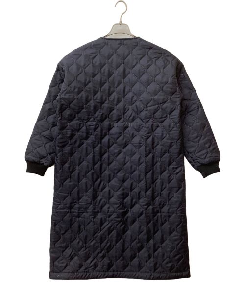 ARMEN（アーメン）ARMEN (アーメン) キルティング オーバーサイズリベットカフ ノーカラーコート ネイビー サイズ:Mの古着・服飾アイテム