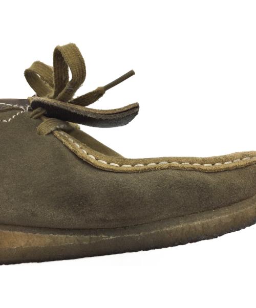 CLARKS（クラークス）CLARKS (クラークス) ワラビーシューズ カーキ サイズ:UK6 1/2G、US7 1/2M、EU40、CN250 2.5の古着・服飾アイテム