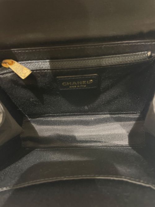 CHANEL（シャネル）CHANEL (シャネル) プラショルダーバイカラーバッグ ホワイト×ブラックの古着・服飾アイテム