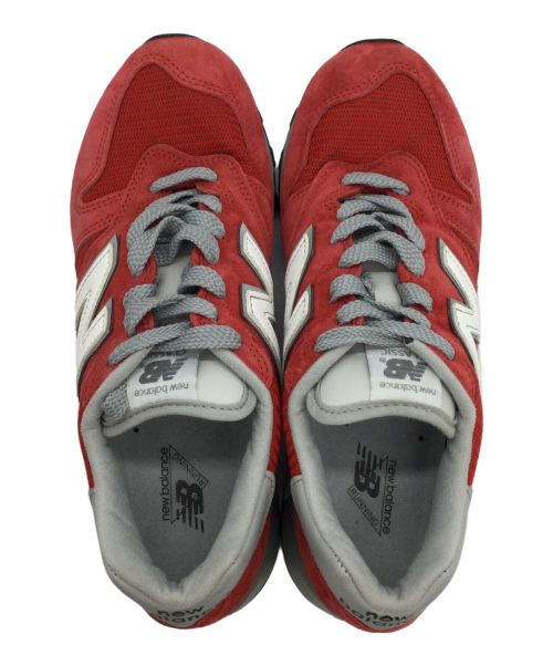 NEW BALANCE（ニューバランス）NEW BALANCE (ニューバランス) スニーカー レッド×グレー サイズ:US7.5、UK7、EUR40.5、cm25.5の古着・服飾アイテム