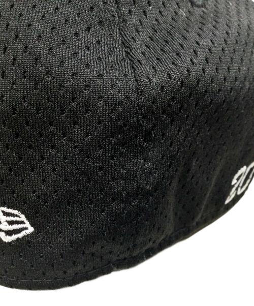 SUPREME（シュプリーム）Supreme (シュプリーム) New Era (ニューエラ) キャップ ブラックの古着・服飾アイテム