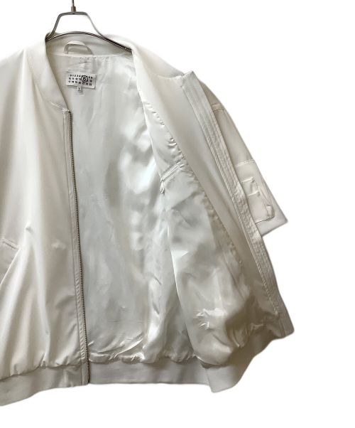 MM6 Maison Margiela（エムエムシックスメゾンマルジェラ）MM6 Maison Margiela (エムエムシックス メゾンマルジェラ) ショートパプスリーブジャケット ホワイト サイズ:Sの古着・服飾アイテム