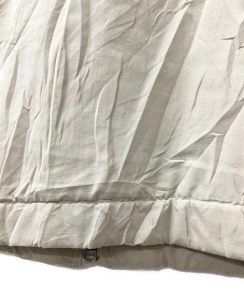 Columbia（コロンビア）Columbia (コロンビア) 207 SM 5250　ナイロンジャケット ベージュ サイズ:Lの古着・服飾アイテム