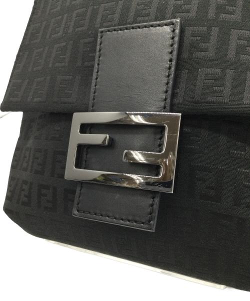 FENDI（フェンディ）FENDI (フェンディ) ショルダーバッグ ブラックの古着・服飾アイテム